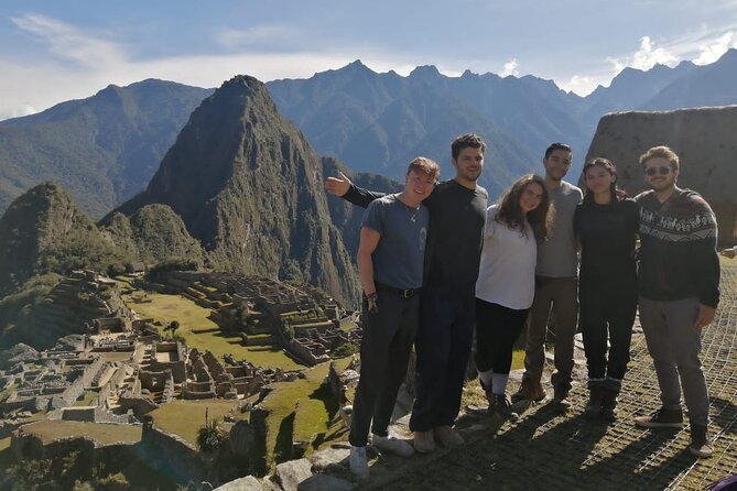 Machupicchu 1 day tour - The 1-hour-45-minute Voyager train to Aguas Calientes