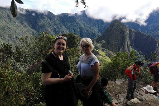 Machupicchu Guide Service - From the Mariposario to Aguas Calientes