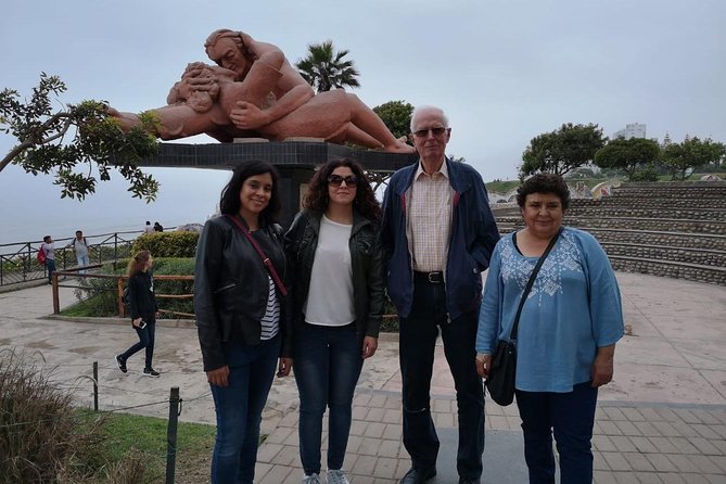 Modern and Colonial Lima City Tour. - Love Park starts the tour beside Miraflores