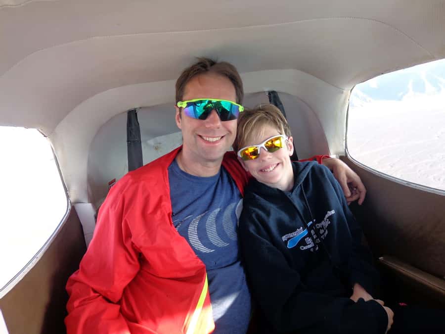 Nazca: Light aircraft flight over the Nazca Lines - Inside the six-passenger Cessna 207A