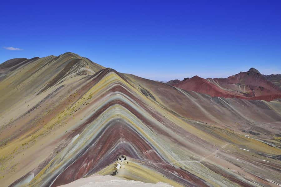 One day tour to Rainbow Mountain and Red Valley (optional) - Breakfast before the mountain walk
