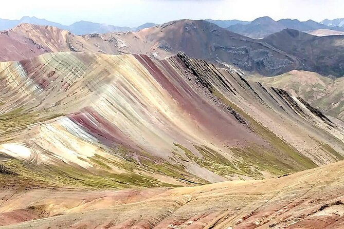 Palccoyo Rainbow Mountain Full Day Tour - How to prepare for the altitude and cold