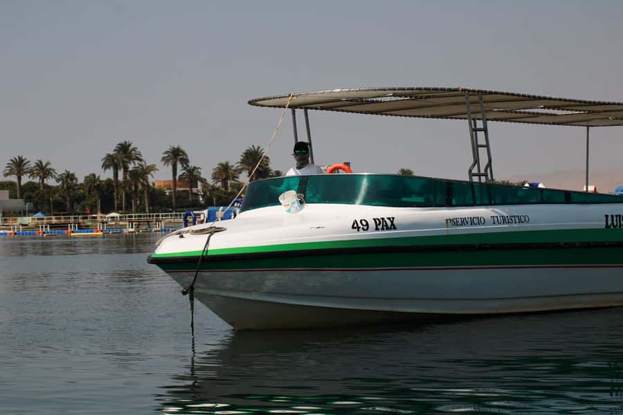 PARACAS: BALLESTAS ISLANDS AND NATIONAL RESERVE - Playa Roja and the colors of the reserve