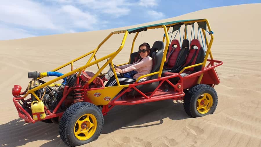 Paracas or Pisco: Private Huacachina Oasis Tour & Buggy Ride - Sandboarding for beginners and confident riders