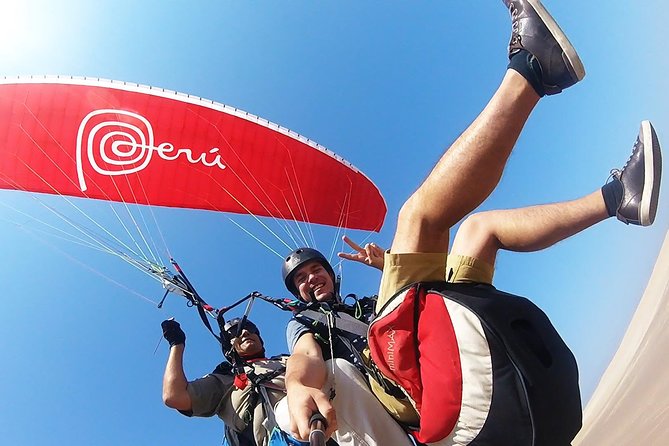Paragliding Flight at Paracas National Reservation - Meeting in Paracas and riding to the flying zone