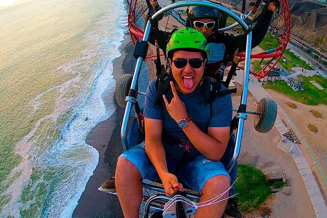 Paragliding in Lima - Costa Verde - Safety, language, and who will enjoy it