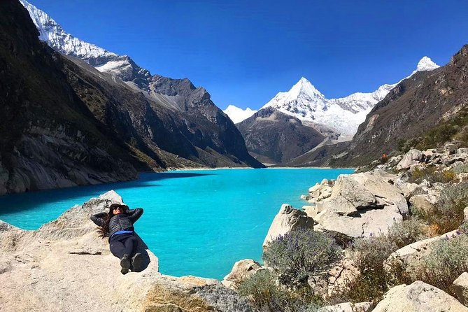 Parón Lake - Cordillera Blanca - A 40-minute walk with a wide reward