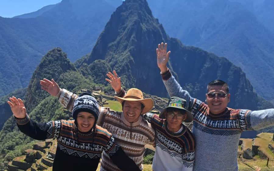 Peru in 5 days: Lima, Cusco, Machupicchu & Rainbow Mountain - How the support affects the experience