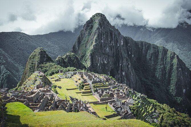 Private Machu Picchu Day Tour by Panoramic Train - What to pack for the low-jungle setting