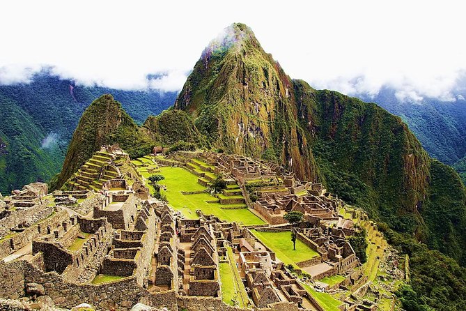 Private Tour: 2-Day Exploration of the Sacred Valley and Machu Picchu - Chinchero at 3,762 meters