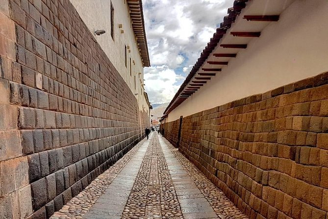 Private Tour: 6 days|| Cusco || MachuPicchu ||Rainbow Mountain|| - Six days from Inca walls to snow-fed mountain lakes