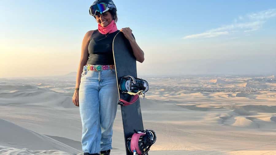 Pro Sanboarding or skiing in Huacachina from Lima - Day trip - Two hours of dune buggy action