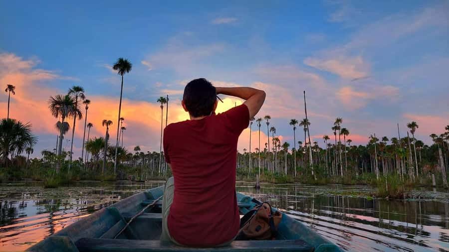 Puerto Maldonado: Lake Yacumama sunset and piranha fishing - The short ride from Puerto Maldonado
