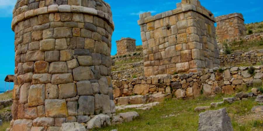Puno: Chucuito, Aramu Muru, and Juli Day Trip - Why this Puno day trip is different