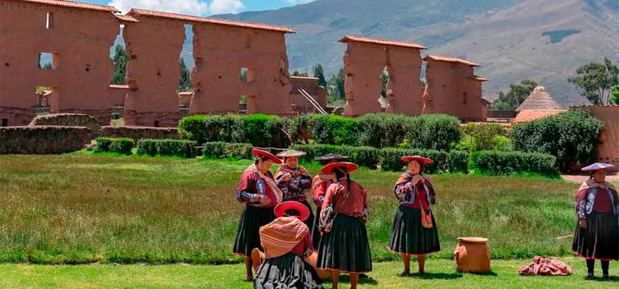Puno: Full-Day Route of the Sun Tour to Cusco with Lunch - Pucara and the first Andean civilizations
