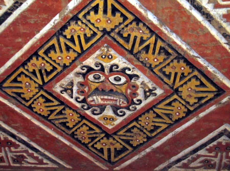 Pyramids of the Sun and the Moon, Huanchaco and Chan Chan - Huanchaco brings the day back to the present