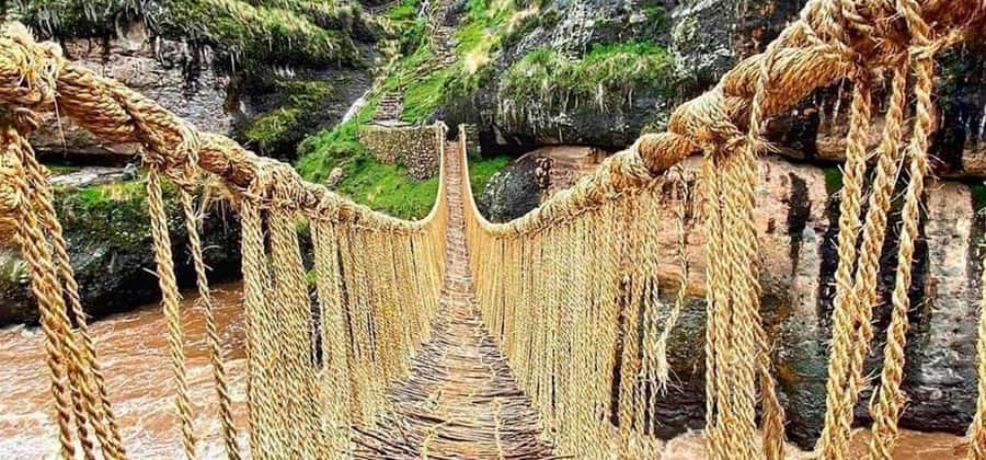 Queswachaka : Tour Inca bridge - Pomacanchi, the largest of the four lagoons