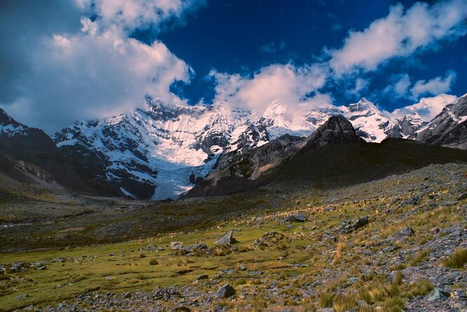 Rainbow Mountain and Red Valley Hike – 2 Days / 1 Night - Key points to know before you book