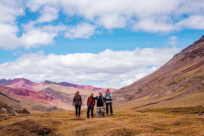 Rainbow Mountain and Red Valley Hike – 2 Days / 1 Night - Puka Pass brings the first Ausangate views