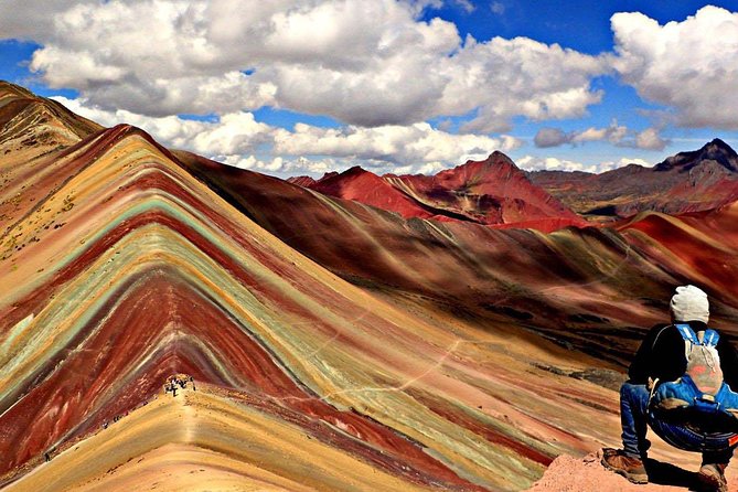 Rainbow Mountain Cusco Full Day - What the guide adds to the day