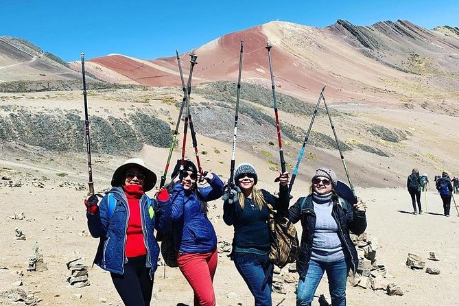 Rainbow Mountain Full-Day Tour from Cusco + Small Group! - The drive to Phulawasipata and the start of the hike