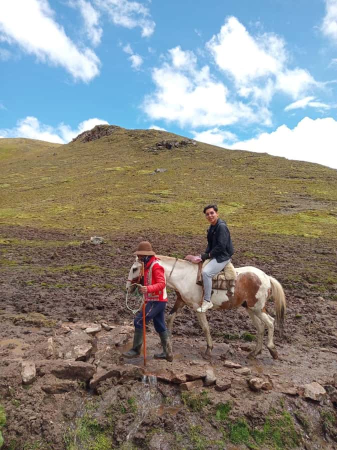 Rainbow mountain horseback riding tour + Buffet Lunch - The real challenge is 5,200 meters