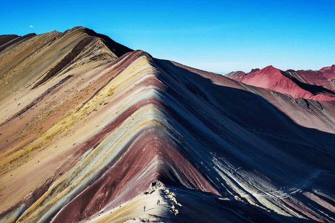 Rainbow Mountain Perú Full Day Group Shared Service - Hiking from Llaqto to 5,036 meters