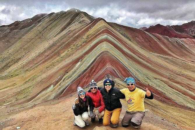 Rainbow Mountain Perú Full Day Group Shared Service - The early Cusco pickup and breakfast stop
