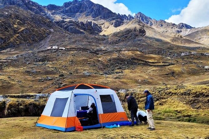 Rainbow Mountain & Red Valley Premium Tour with picnic - Red Valley adds a quieter 30 minutes