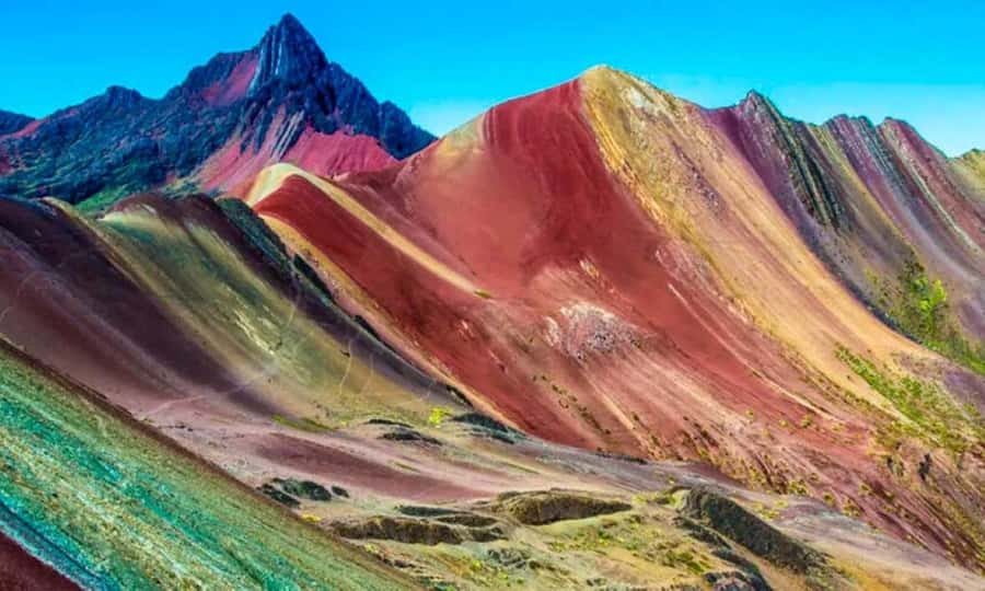 Rainbow Mountain Vinicunca Short Route + Red Valley - Hiking 3.5 Kilometers to 5,010 Meters