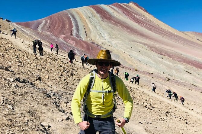 Rainbown mountain cusco 1 Day - The return walk and buffet lunch