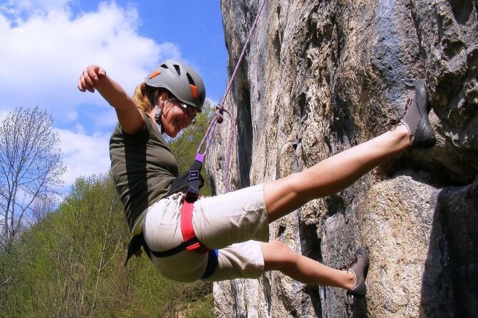 Rock Climbing full day - How the climbing works for beginners and advanced participants