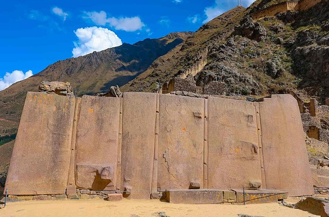 Sacred Valley Full-Day Private Tour from Urubamba & Ollantaytambo - Lunch near Maras, with time to pause