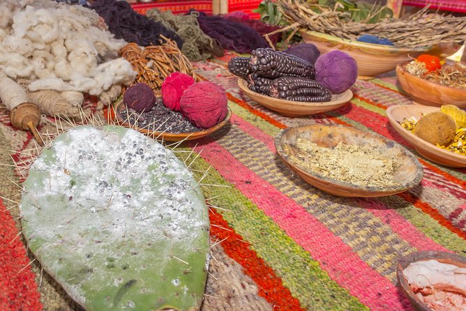 Sacred Valley - Pisac and Ollantaytambo day tour - Pisac market and the commercial stops