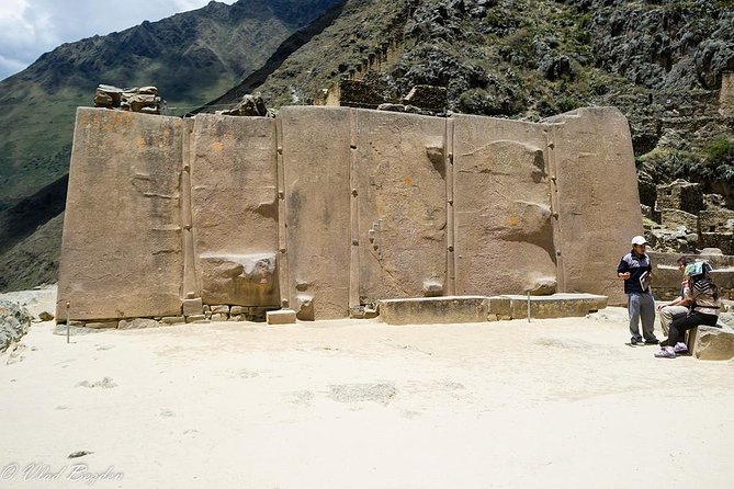 Sacred Valley with Peru Vip : Pisac, Ollantaytambo and Chinchero - Pisac’s Hilltop Ruins and Terraces
