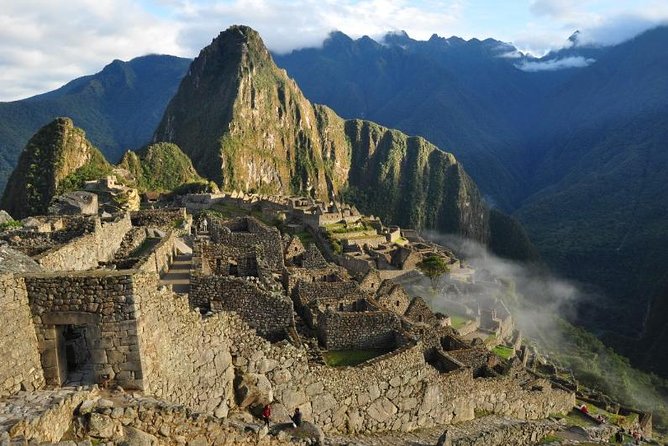 Salkantay 5-Day Trek To Machu Picchu - Day 4: The final trail to Aguas Calientes