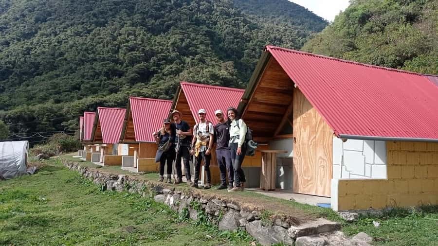 Salkantay trek to Machu Picchu – 5D/4N – Premium - Guide quality and group size