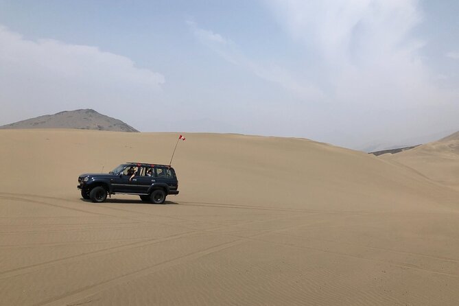 Sandboarding Experiance in Lima - Photos and videos are part of the personal service