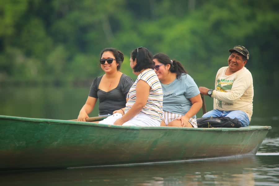Sandoval lake 2 Days / 1 Night - Leaving Puerto Maldonado for the forest