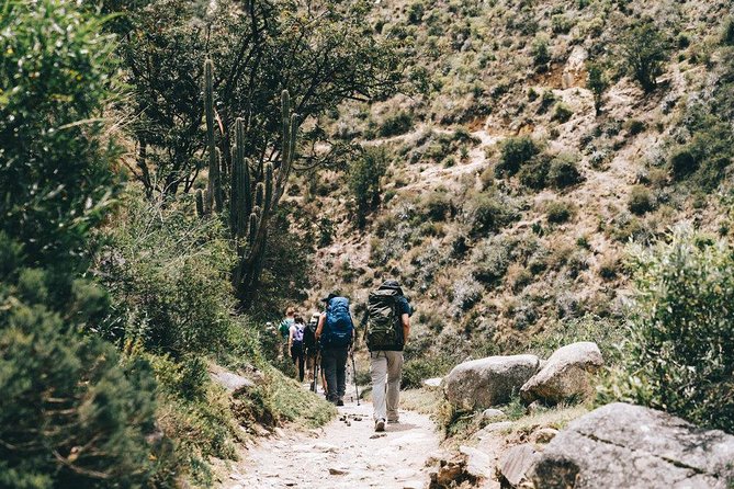 Short Inca Trail 2 Day Hike to Machu Picchu with Permits & Train - The 7:00 a.m. guided visit to Machu Picchu