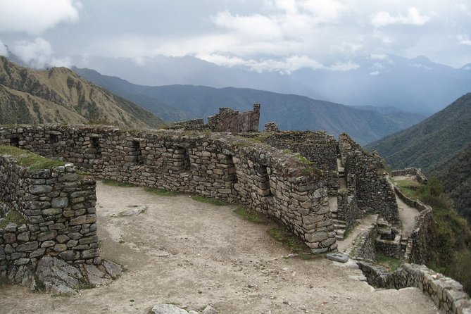 Short Inca trail to MachuPicchu || 2days - 1nigth || - Meals, lodging, and the extra costs