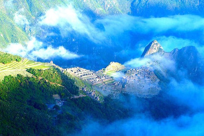 Small Group: 4-Day Inca Trail Trek to Machu Picchu - Day 4: Entering Machu Picchu through the Sun Gate