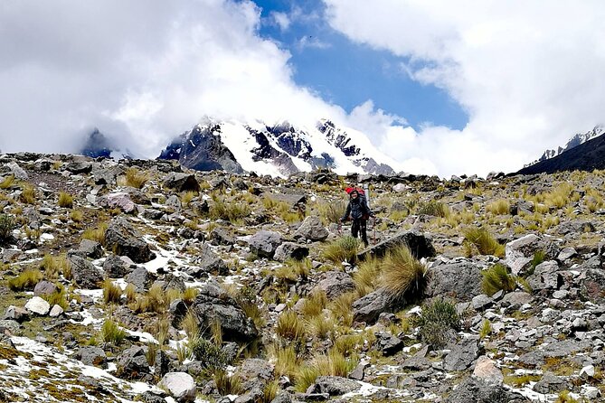 Small Group 5 Days Salkantay and Machu Picchu by Llactapata Tour - What the $593 price includes