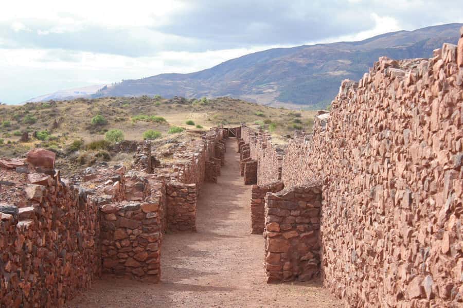 SOUTH VALLEY CUSCO - Pikillaqta: a pre-Inca city with a different feel