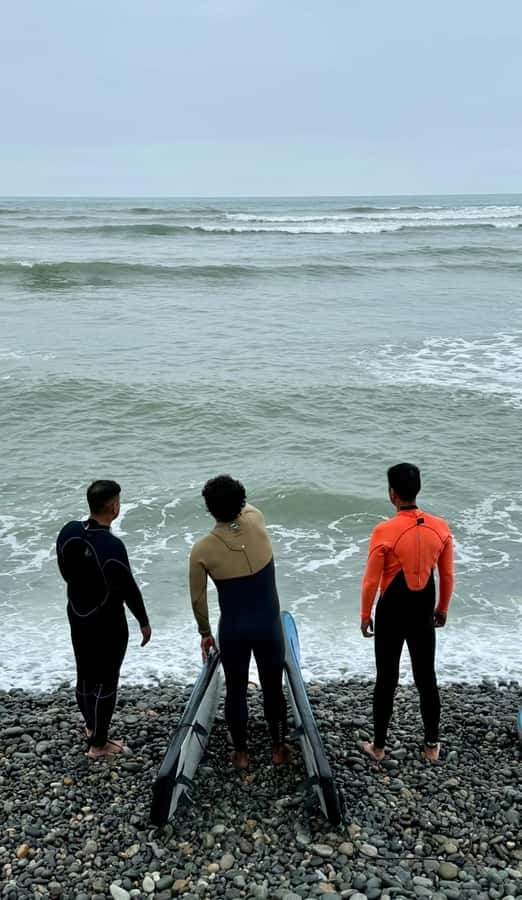 Surfing experience in Lima - Who will enjoy this surf lesson most?