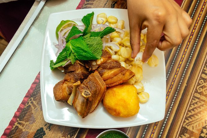 The 10 Tastings of Cusco With Locals: Private Food Tour - The private guide makes the difference