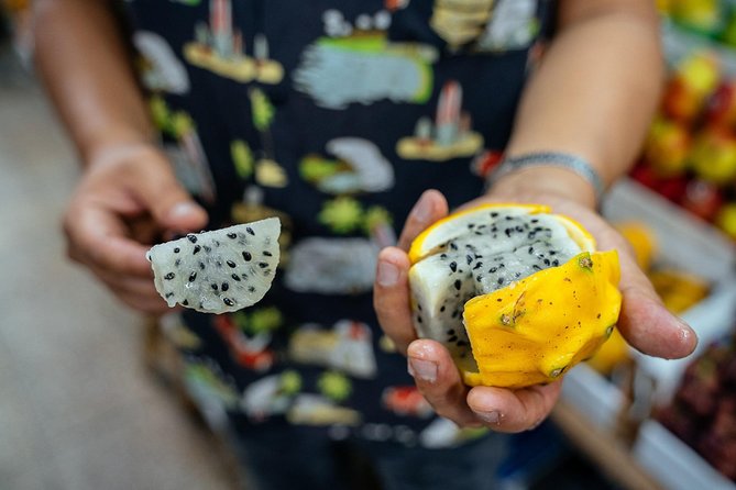 The 10 Tastings of Lima With Locals: Private Street Food Tour - Barrio Chino and dumplings with a Peruvian accent