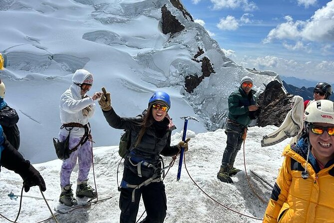 Tour Climbing Nevado Mateo | Your First 5,150 m Summit | 12 Hours - What to pack for this 12-hour mountain day