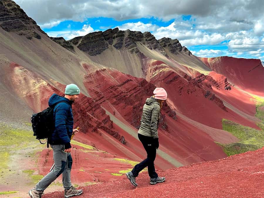 Tour de un día a la Montaña del Arco Iris y el Valle Rojo - Why the Red Valley route makes this day different