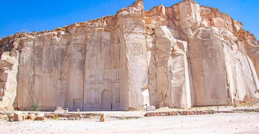 Tour to the Sillar Route from Arequipa | Half Day - The 30-minute transfer to Culebrillas